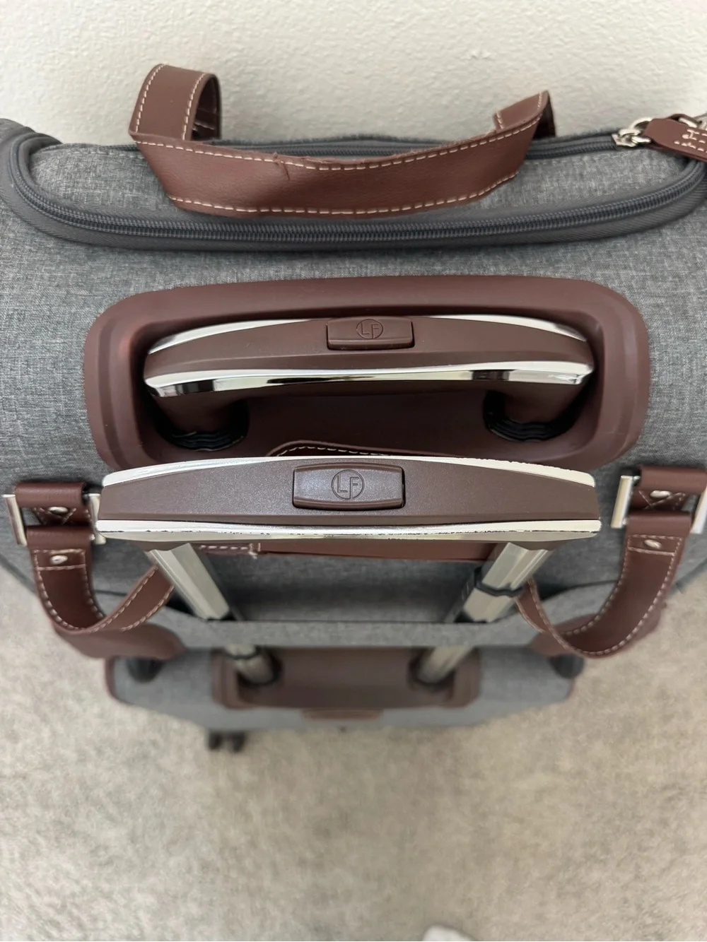 London Fog Gray Travel Luggage Set with Brown Trim - 2-Piece Spinner and Tote - Picture 6 of 8